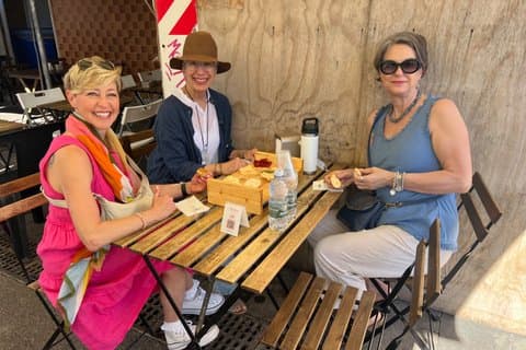 Guided tour of the Ortigia market and traditional cooking class