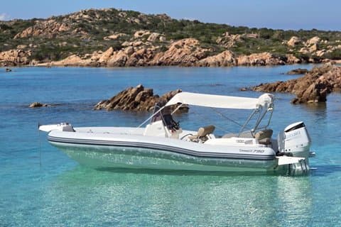 Halvdagsudflugt til La Maddalena-øgruppen