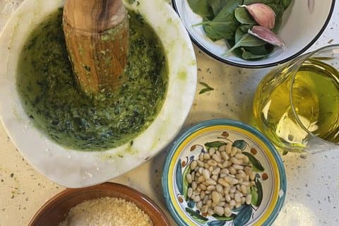 Londres : Cuisinez un festin Italien - Pâtes et pesto à la crostata