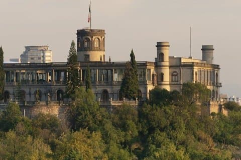 Kunst- og historieopplevelse på Chapultepec slott