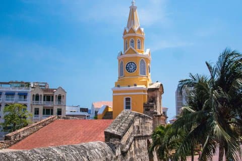 Cartagena City Tour with San Felipe Castle and Emerald Museum