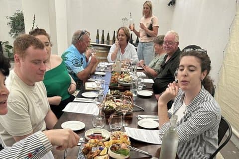 Excursão privada de vinhos Otago e almoço gourmet de Queenstown