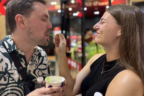 Sapori di Bangkok : 7 + Tour guidato di degustazione di cibo con un locale