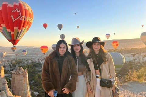 Tour di osservazione in mongolfiera all'alba della Cappadocia