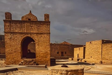 Besøk Gobustan Absheron