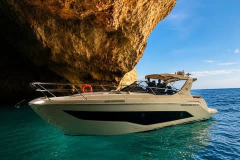 Private Yacht Cruise to the Benagil Caves & Marina Beach