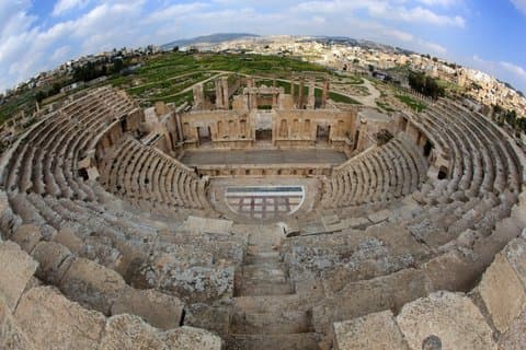 Privat halvdag Jerash og Amman sightseeingtur