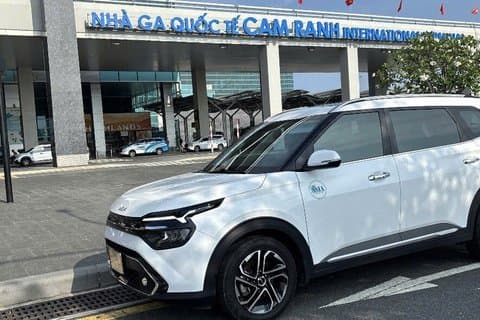 Coche privado desde CamRanh Aeropuerto a CamLam Resort NhaTrang City