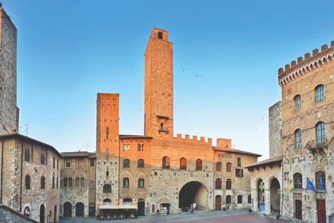 From Siena: Pisa and San Gimignano Day Trip