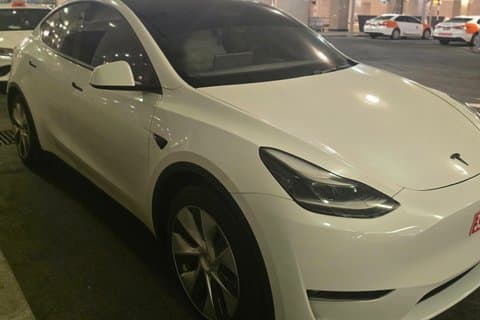 Offering drop-off and pick-up services at Muscat int Airport
