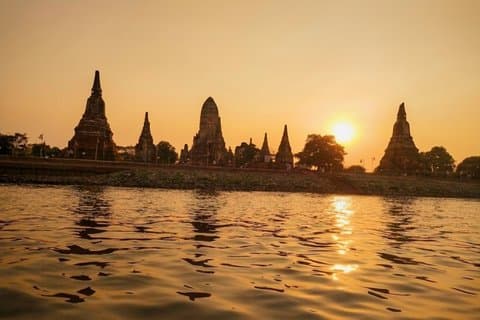 Ayutthaya Tour privato Antichi templi e crociera al tramonto in barca