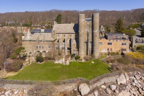 Self Guided Day Tour of Hammond Castle Museum from Boston
