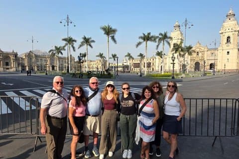Lima Full Day Old and Modern City Tour with Lunch