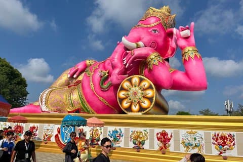 Chachoengsao plus grand Ganesh, rose Ganesha, wat Paknam & Khunchan