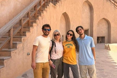 Excursão privada de dia inteiro de Muscat para Nizwa Souq Fort e aldeias