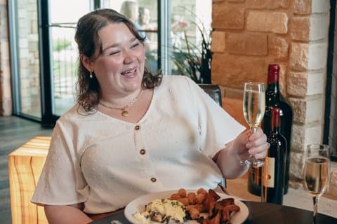 Pizza & Pours: Tasting & Lunch at Flat Creek Estate