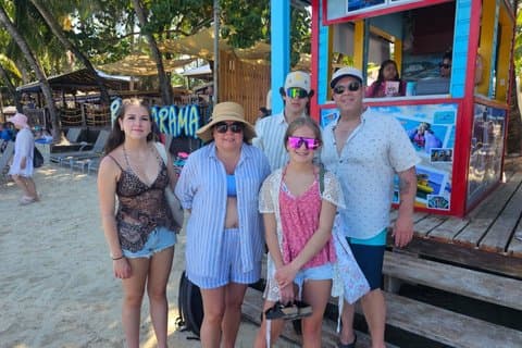 Snorkling äventyr med tropiska äventyr Roatan