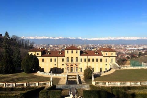 Hotell nära Guidato Villa della Regina
