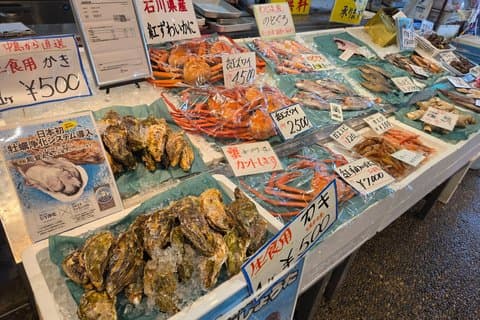 Taste Noto: Local Seafood Market Food Tour
