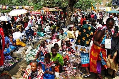 Experiencia de compras en el mercado de Maasai y visita guiada por Nairobi