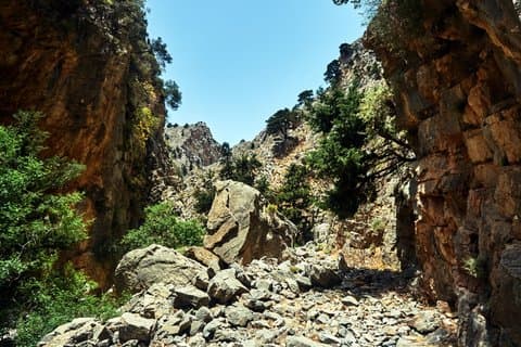 Tour de senderismo por la garganta de Imbros Naturaleza e historia desde La Canea