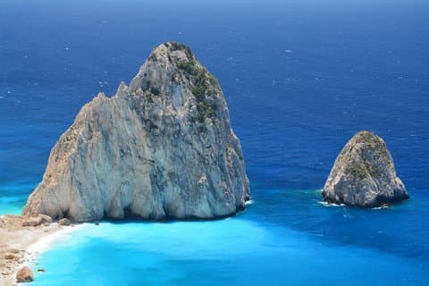 Private Shore Tour: Turtle Island & Caves Boat Adventure