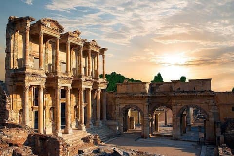 KUSADASI SHORE EXCURSION:Private Accessible Ephesus Tour SkipLine