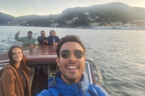 コモ湖「ドルチェ・ヴィータ 」 : ヴェネツィアリムジンで団体クルーズ