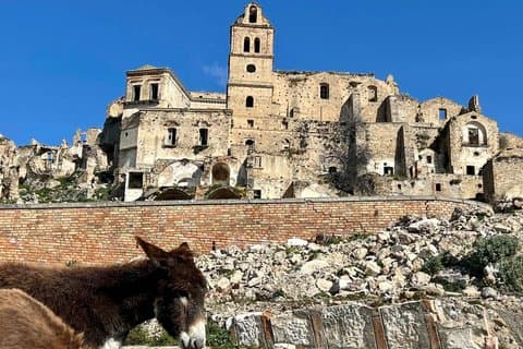 Craco Ghost Town and Pisticci Day Trip from Matera