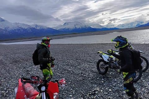 Guided Dirt Bike Tour in Alaskan Wilderness