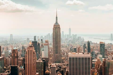 Small Group NYC Day to Night Tour med gratis Liberty Cruise-billett