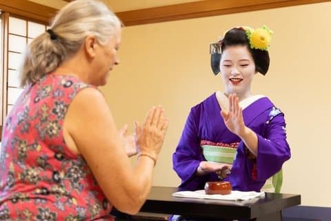 Private Kyoto Maiko Lunch Experience com dança e fotografia