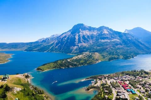 Private Taste of Waterton Day Journey From Calgary