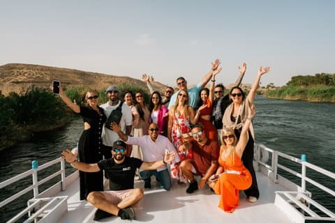 Excursão de 4 dias Luxor para Aswan com passeio turístico de carro