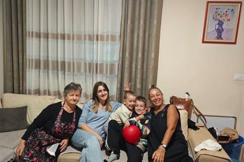 Tirana : Martin & Eden Family Homeでのディナー