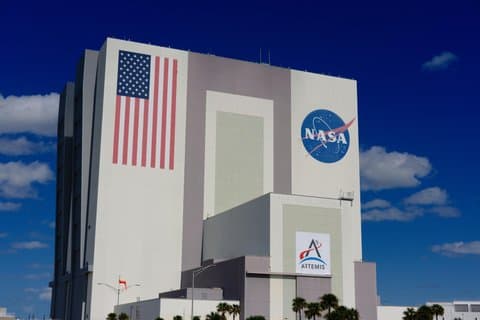 Fai un emozionante tour privato in elicottero di 85 miglia a Space Coast