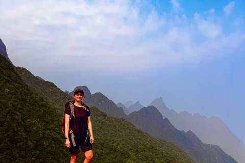 2 - Dag Fansipan Trek met LOKALE Gids
