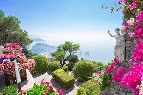 Hotell i nærheten av Capri Mysteries Villa Lysis and Tiberio Shore Tour