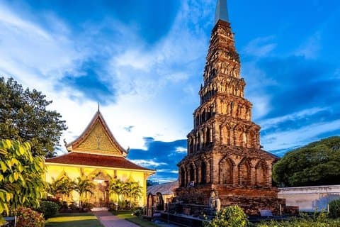 Privat Lamphun historisk stadsrundtur från Chiang Mai