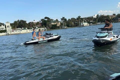 30 minuten Freestyle Jet Ski Rental in Sheraton Sand Key Resort CLW