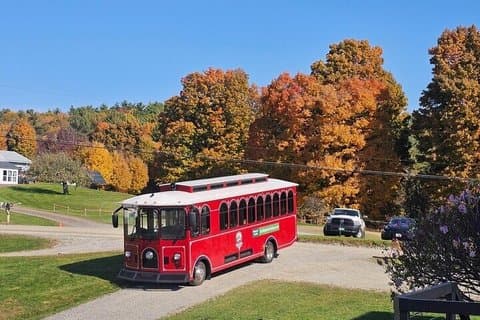 1 Hour Narrated Burlington Trolley Tour