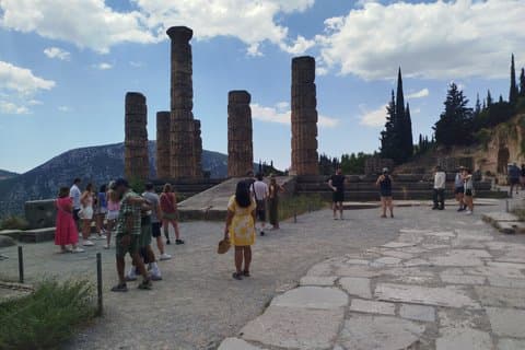 アテネからデルファイへの2日間の旅行