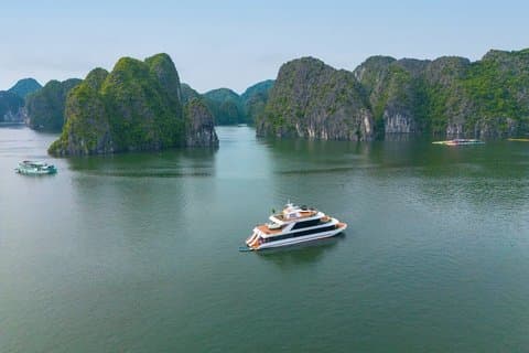 Cat Ba: Luksus solnedgang cruise gjennom skjønnheten i Lan Ha Bay