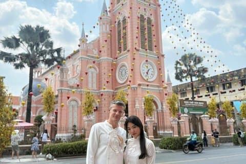 Ho Chi Minh-staden Ao Dai Prova på fotoupplevelse i Saigon