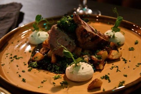 Isländisches Casual Fine Dining Erlebnis