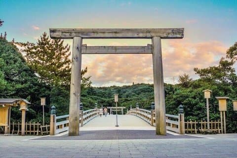 From Nagoya Ise Jingu Shrine and Wedded Rocks Day Tour