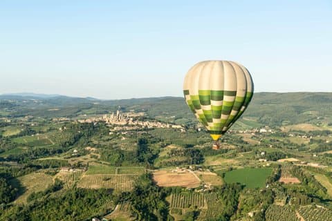 Varmluftsballongritt i San Gimignano, Toscana