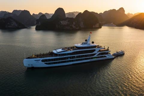 Azura Premium Yacht 2D1N Ha Long & Lan Ha Bay Lyxkryssning