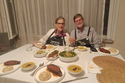Classe de culinária tradicional com uma mãe local no centro de Istambul