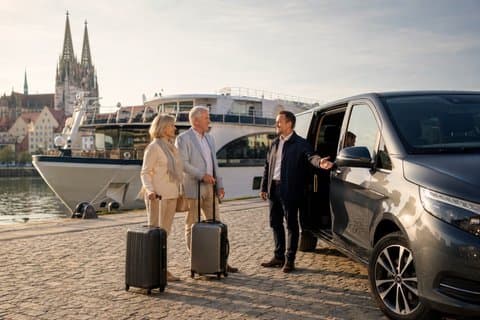 Ratisbonne à Prague Transfert privé pour croisières sur le Danube